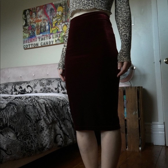 2 For 1 Velvet American Apparel skirts ❤️💙 - Picture 2 of 14